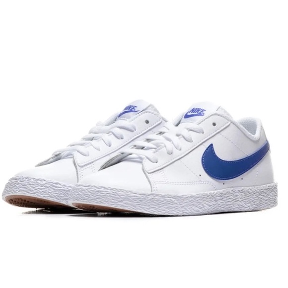 Authentic NIKES BLAZER strap leather sneakers EUC - Picture 2 of 8